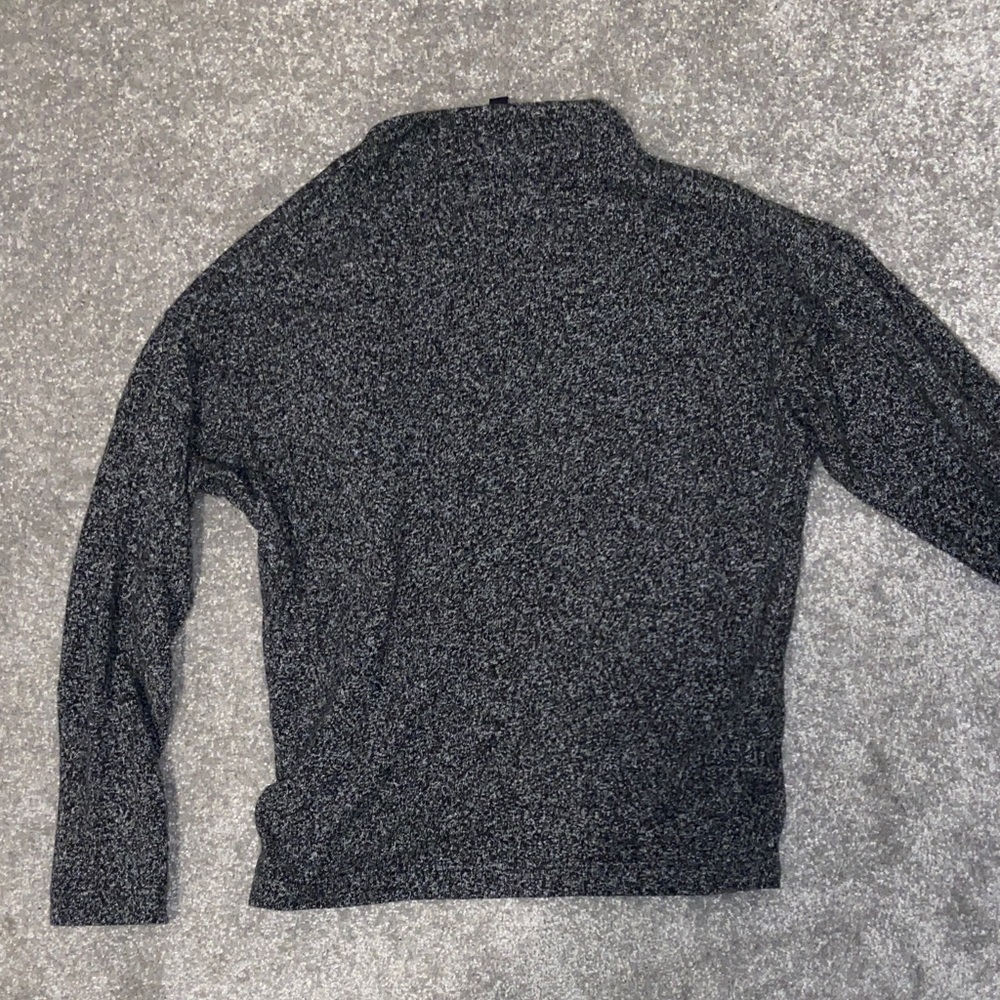 Uniqlo Women XS Gray turtleneck